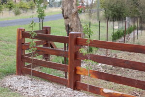 Premium Australian Iron Bark - Natural timber oil - 4 rail - morticed