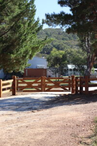 Premium Australian Cypress - Barossa Style - Finished with Natural timber oil - 150 x 150 posts