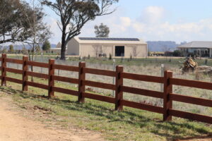 Premium Australian Iron Bark - Natural timber oil - 3 rail - morticed