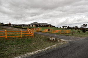 Premium Australian Cypress - Barossa Gate - Natural timber oil - 3 rail - morticed - 125 x 125 posts