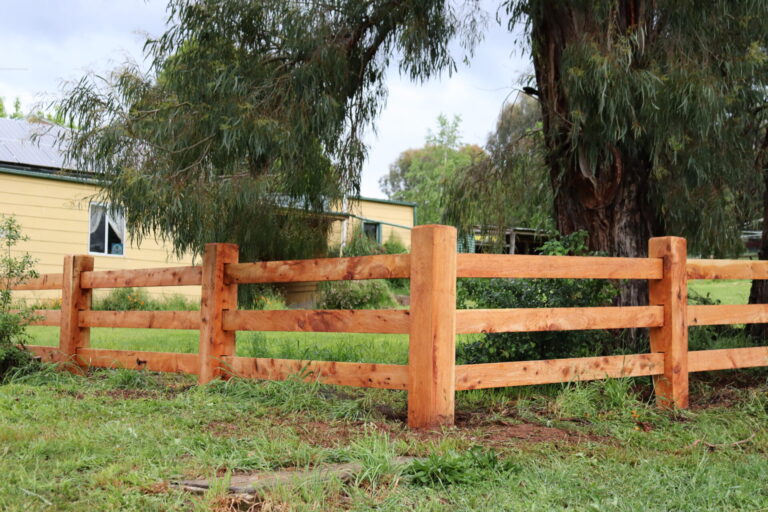 Oiled Cypress 200x200 3 Rail Mortice (23)