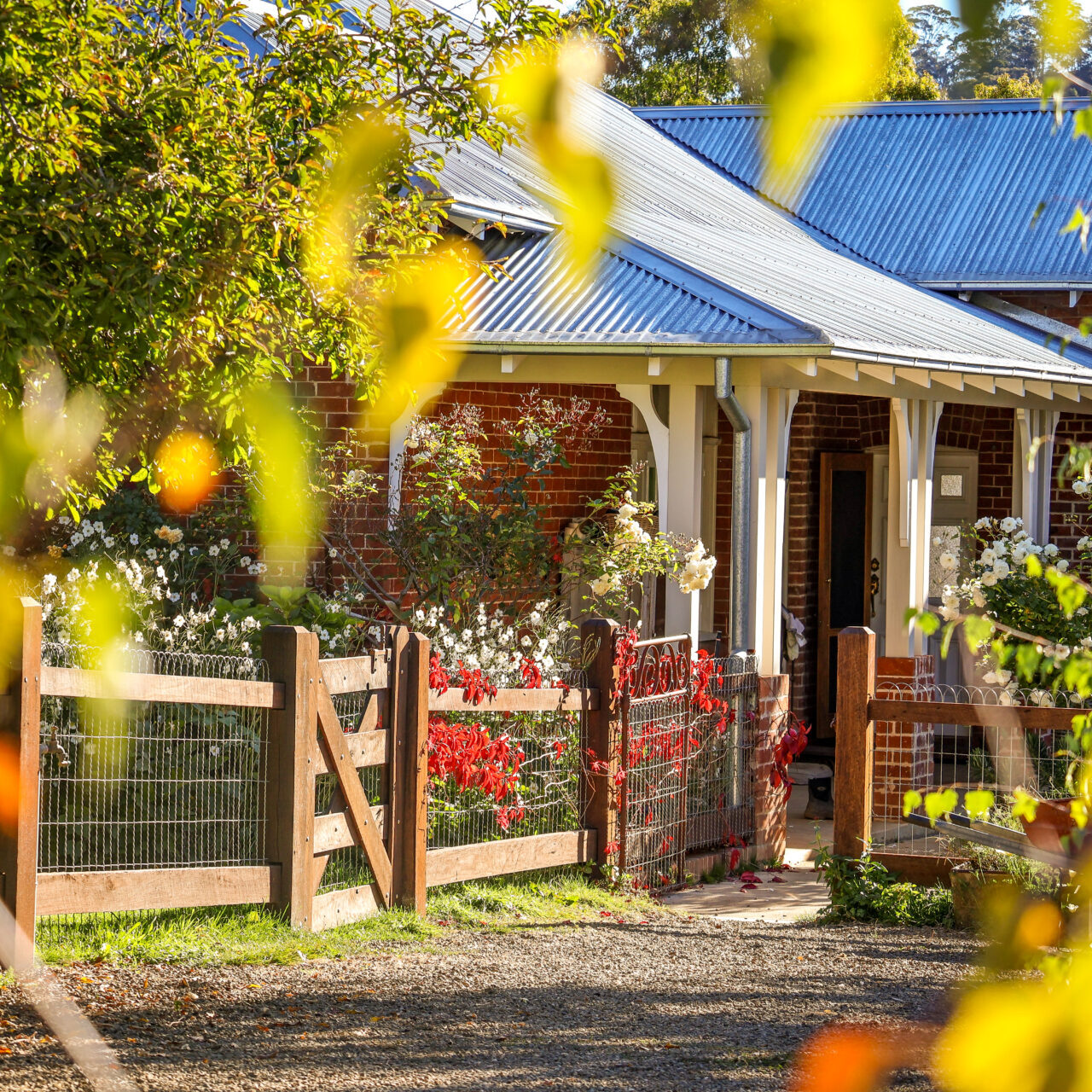 Premium Australian Ironbark 2 rail morticed with Heritage Mesh Infill