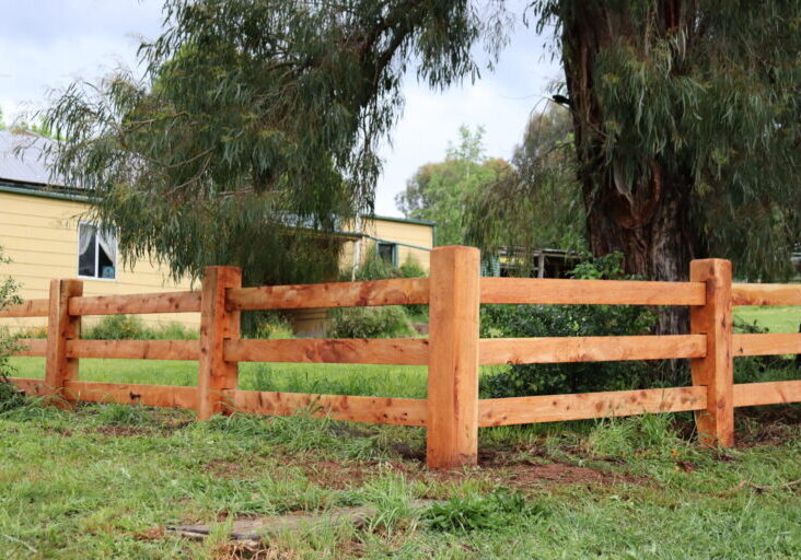 Oiled Cypress 200x200 3 Rail Mortice (23)